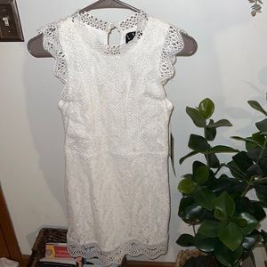 NWT-Lulus white dress- Size XS